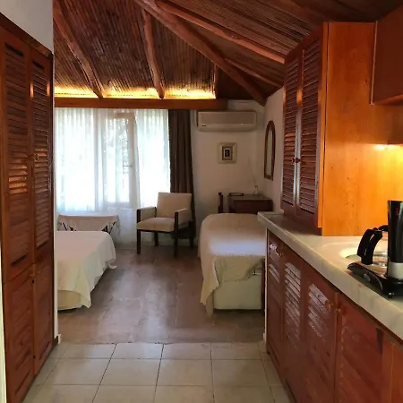Gasthuis Room In Bb - Big Suite Room Natural Conservation Area, Boutique Hotel With Pool *